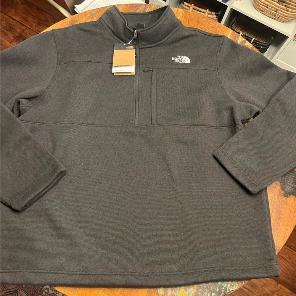 NWT North Face Men’s Gordon Lyons 1/4 Zip Jacket